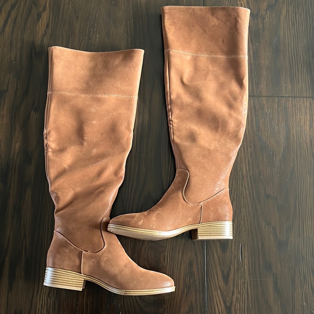 Brand new faux leather boots